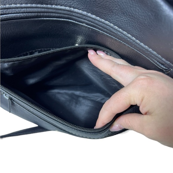 MultiSac Black Crossbody Purse - Picture 9 of 15